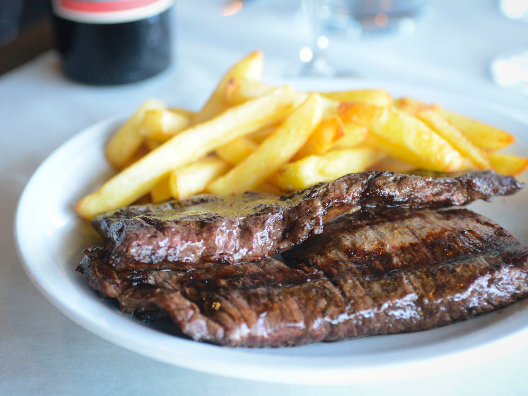 Siete platos para ordenar la cocina de la semana: del huevo revuelto a la entraña a la parrilla
