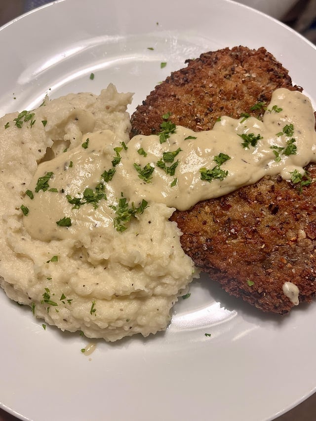 La milanesa del payaso que se quedó en el camino: Pachu Peña dijo adiós en la primera noche de MasterChef