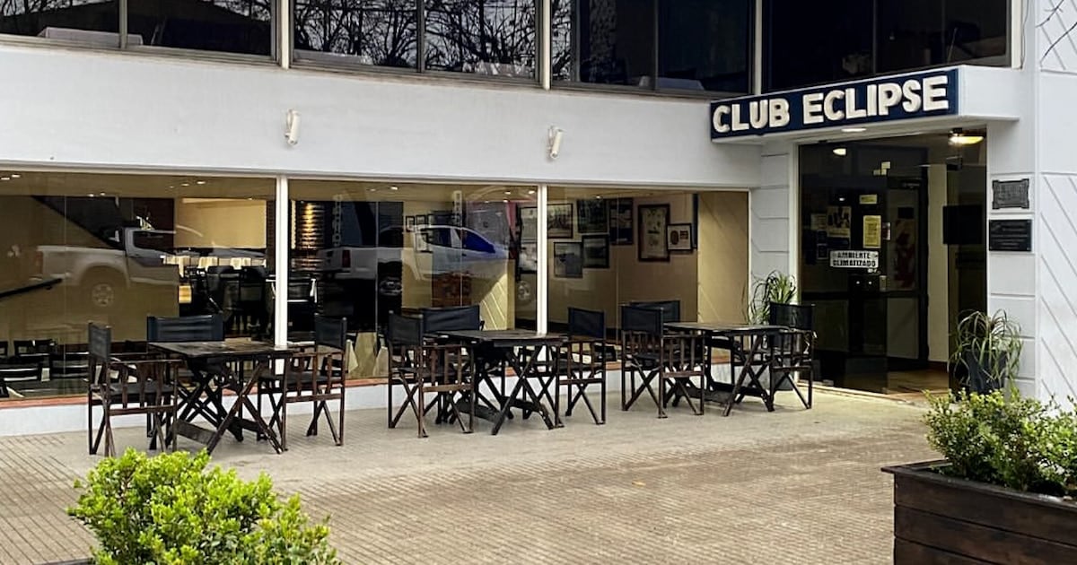 Conmoción en General Villegas: una nena de 8 años murió al caerle un arco en el gimnasio del Club Eclipse
