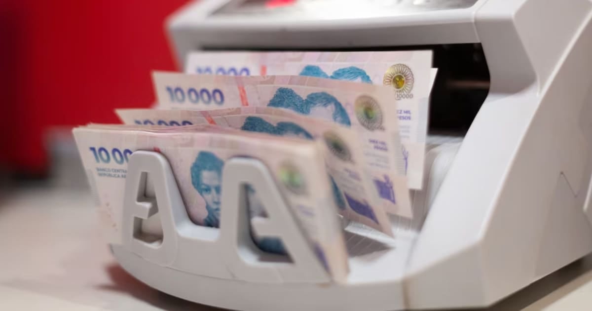 Canje de billetes deteriorados: qué establece el Banco Central y cuándo los bancos no pueden negarse