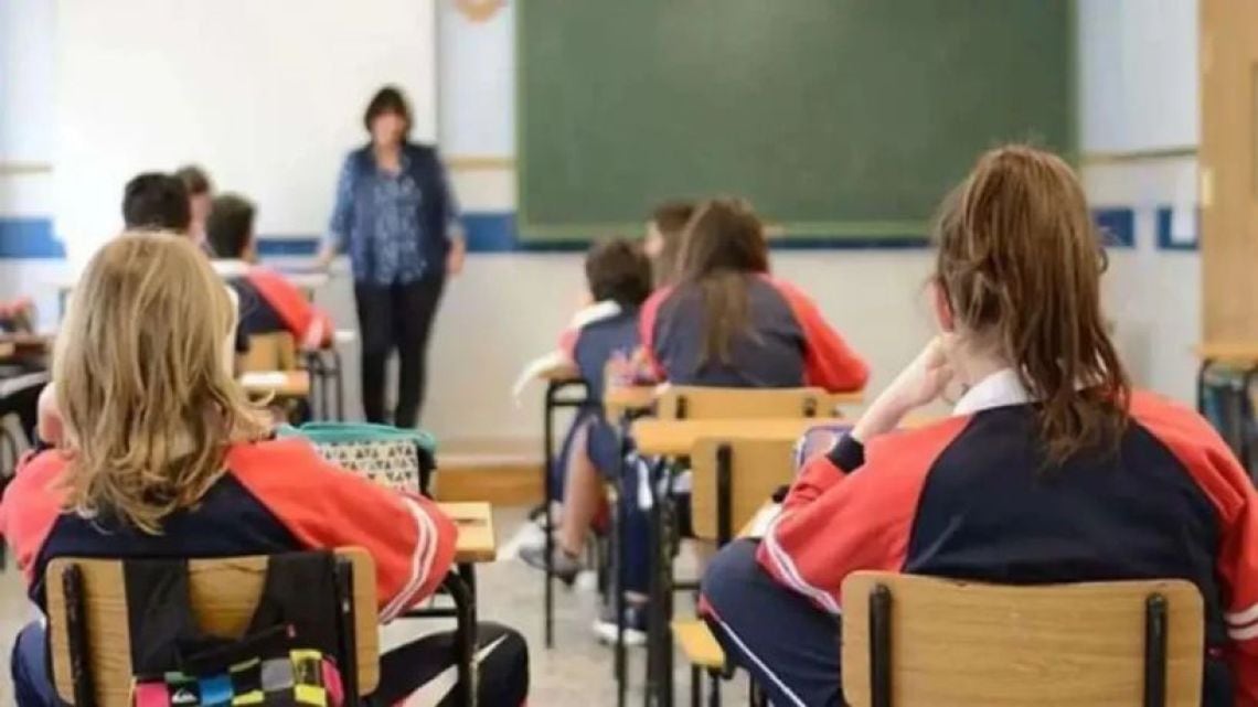 La cuenta pendiente de la matrícula: lo que hay que preguntar en la puerta del colegio para no llevarse sorpresas en marzo