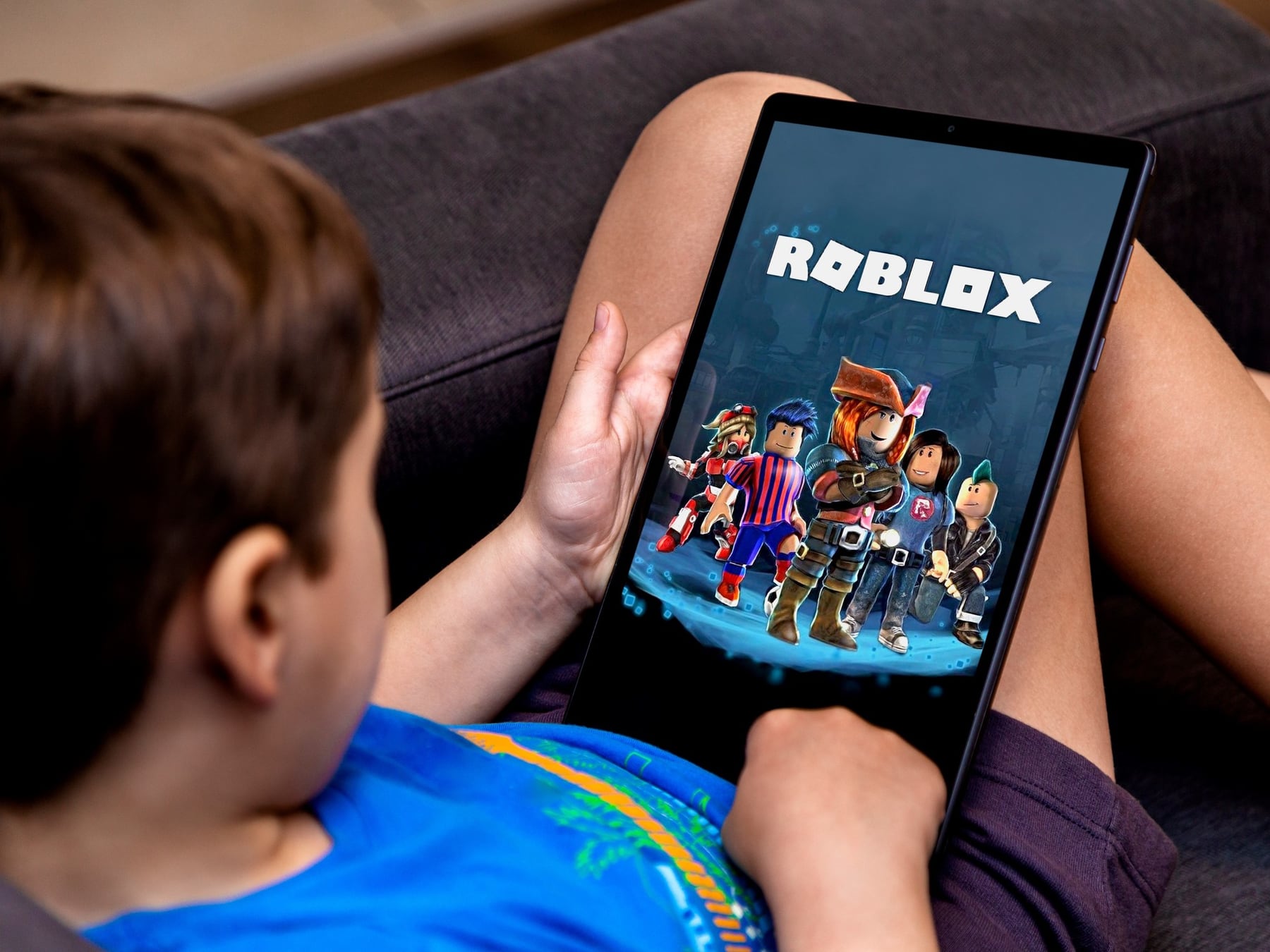 Roblox y los pibes de Plaza Mitre: lo que un padre necesita leer antes de sacarle el celular