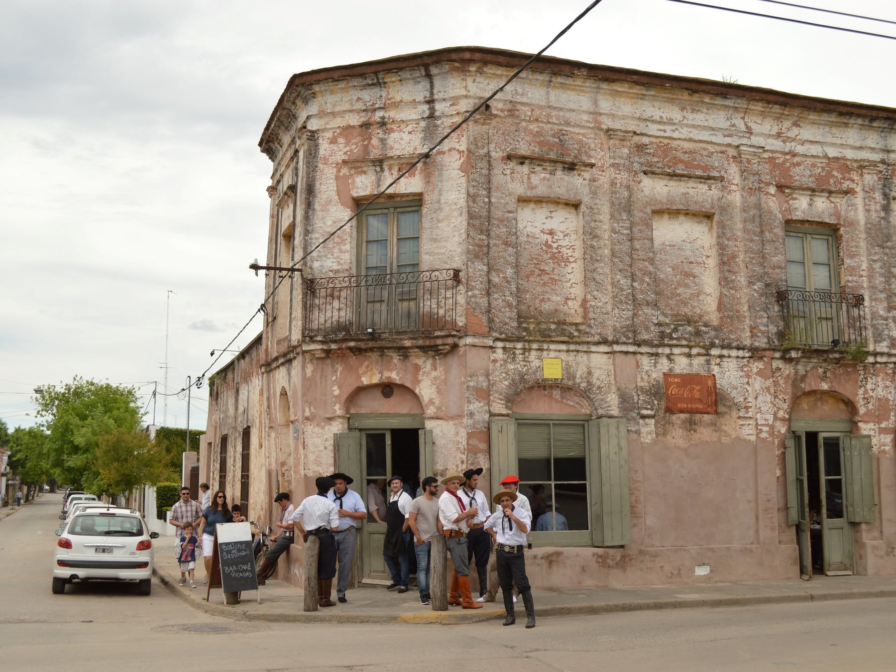 San Antonio de Areco, un circuito de oficios donde la pieza única se planta frente al