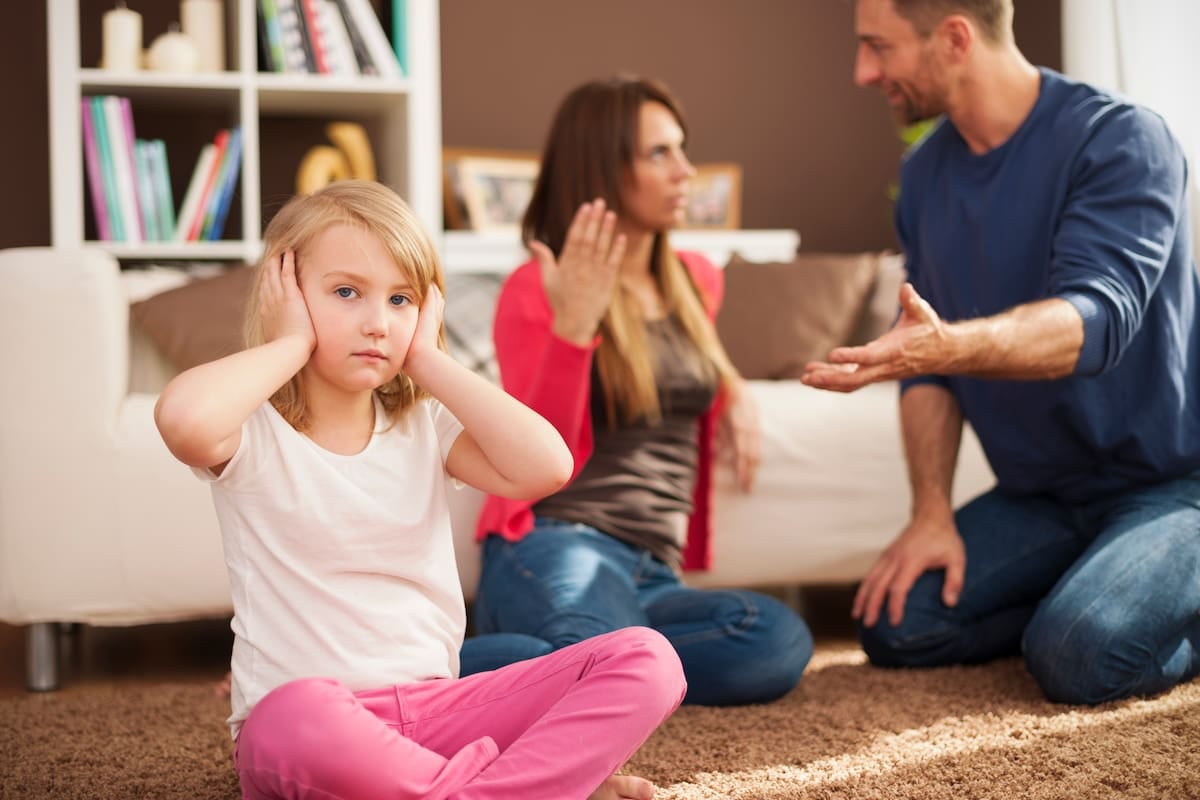 Cuando la alerta no se apaga: vivir con hipervigilancia después de una infancia difícil