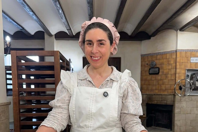 La familia de Estepa que eligió hacer mantecados a mano y conservar sus máquinas históricas